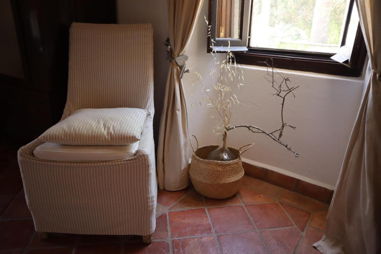 Os Agostos Bed & Breakfast Exterior photo